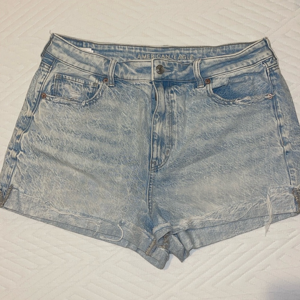American Eagle Mom Short